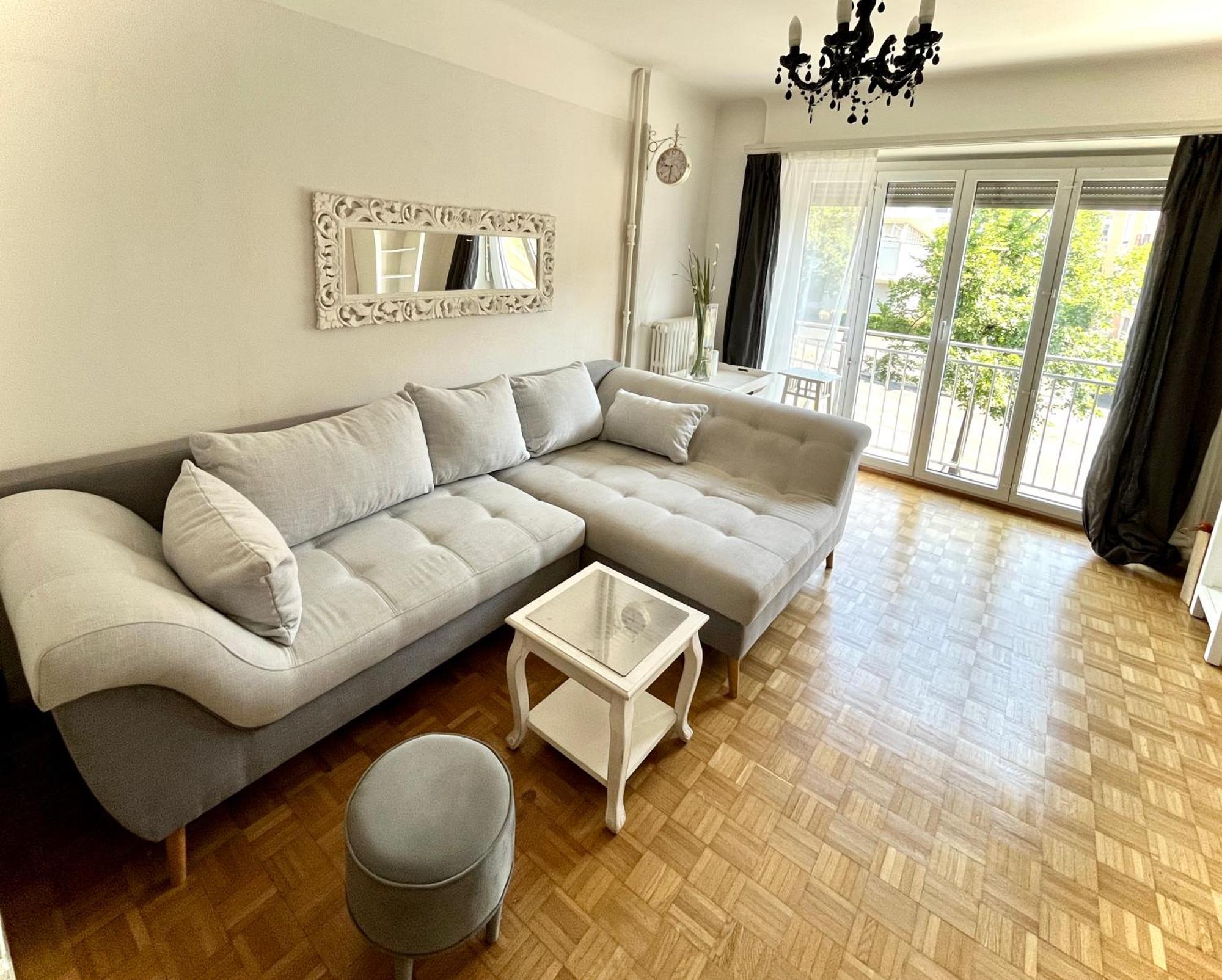 Ch Apartment Lausanne Gare Exterior photo